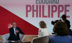 Edouard Philippe, candidat Horizons à la présidentielle, sur le plateau de l'émission politique "L'Heure de vérité" de France 2, le 8 octobre 2026 à Paris ( AFP / Dimitar DILKOFF )