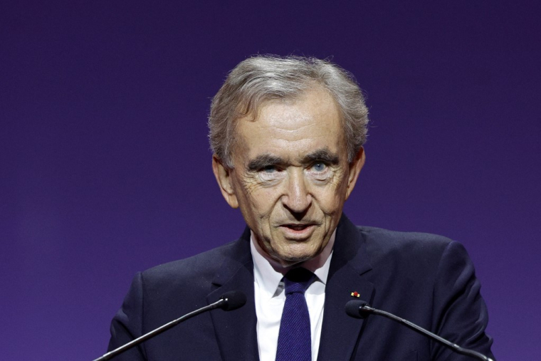 Bernard Arnault, à Paris, le 10 octobre 2024 ( AFP / GEOFFROY VAN DER HASSELT )