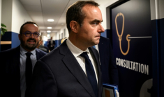 Le Premier ministre Sébastien Lecornu, le 13 septembre 2025 à Mâcon ( AFP / JEFF PACHOUD )