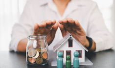 Faut-il clôturer son assurance vie avant 8 ans pour acheter sa résidence principale ? / iStock.com - Jinda Noipho