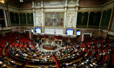Les députés ont commencé à examiner la partie recettes du projet de budget de l'État le 24 octobre 2025 à l'Assemblée nationale ( AFP / ALAIN JOCARD )